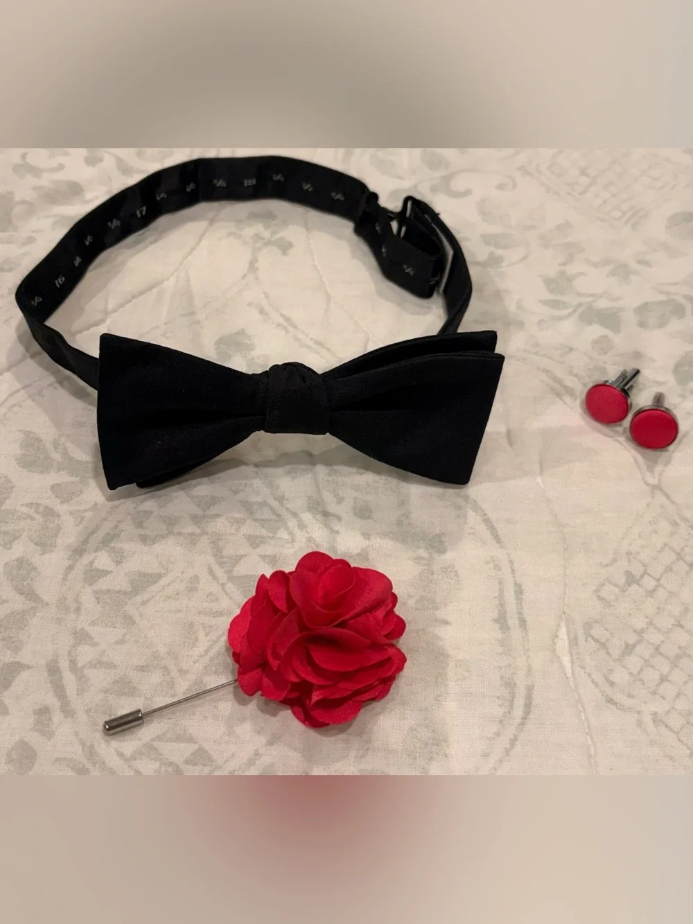 NWT Boutique Black Bow Tie Set Red Accents Formal Prom Wedding